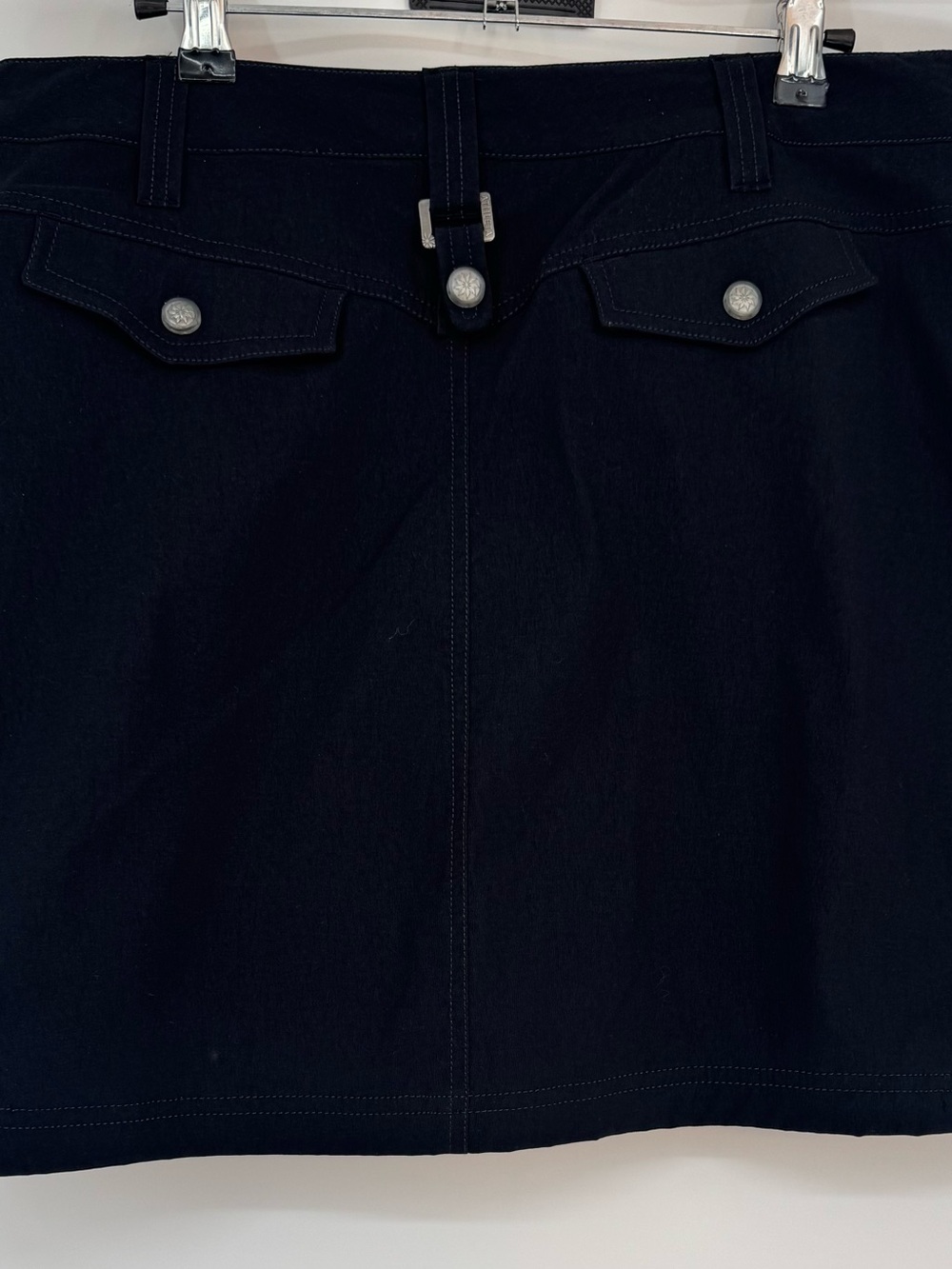 Athleta Black Women's Athletic
Skort Pockets Stretch Golf Tennis Size 8 - Picture 3 of 9
